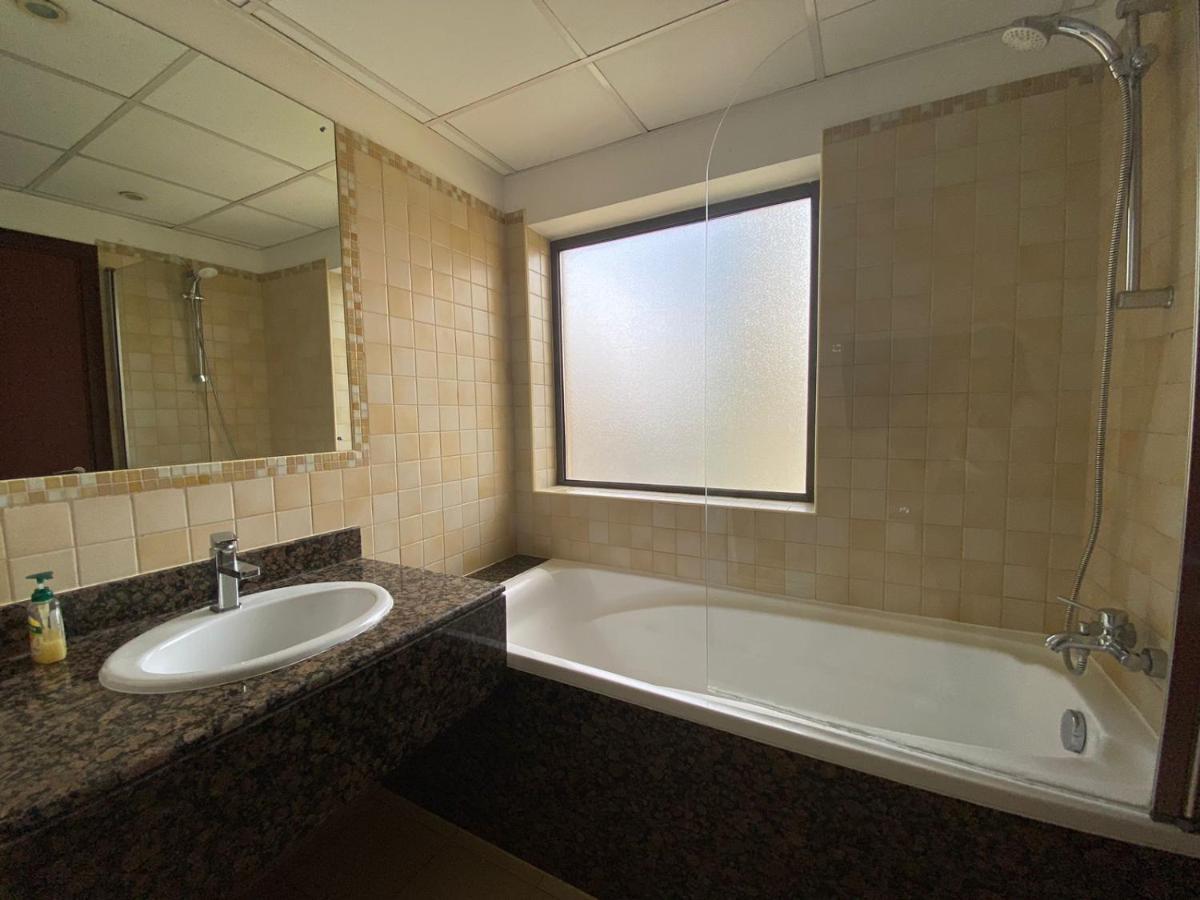 Al Mashreq Huge 2 Bedroom Rimal 1 Dubai Luaran gambar